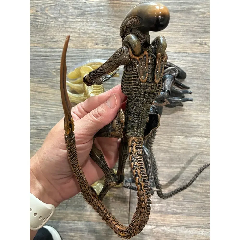 NECA Aliens Xenomorph Action Figures, bundle of 3 w/ articulated joints, 9 in.